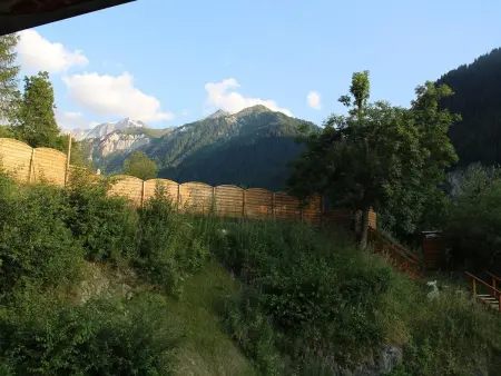 Spacieux appartement 5 pièces près des pistes, jusqu'à 12 personnes, parking et balcons - Photo 2