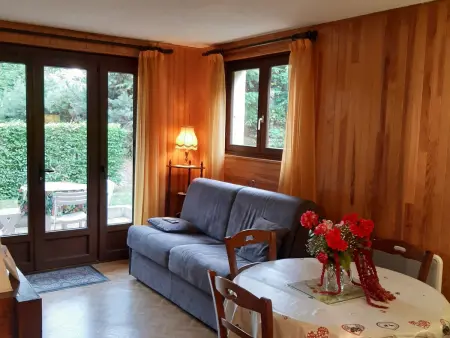 T2 rez-de-jardin Chamonix avec parking et vue Mont Blanc - Photo 2