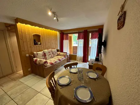 Appartement spacieux au cœur de Méribel, proche des pistes, pour 4, balcon - Photo 2