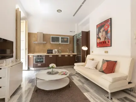Appartement dans bâtiment historique avec tout confort, Malaga centre - Photo 3