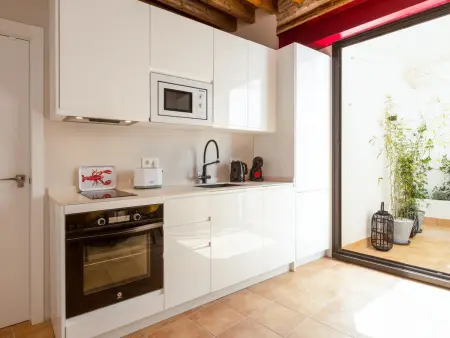Appartement ensoleillé avec patio, centre historique de Malaga, près de la Plaza de la Merced - Photo 3