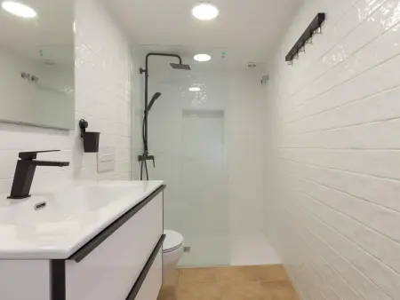Appartement ensoleillé avec patio, centre historique de Malaga, près de la Plaza de la Merced - Photo 24