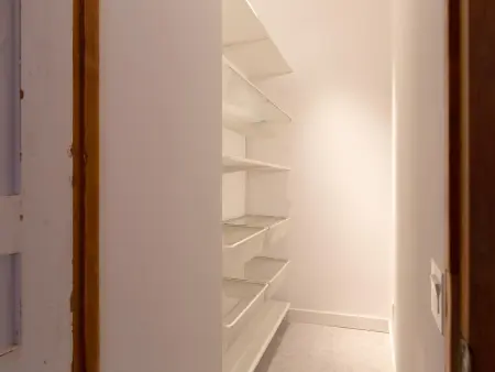 Appartement de Charme au Centre Historique de Malaga, 3 Chambres, Balcons, Confort Moderne et Wifi - Photo 6