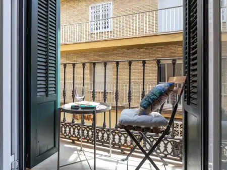 Appartement de Charme au Centre Historique de Malaga, 3 Chambres, Balcons, Confort Moderne et Wifi - Photo 11