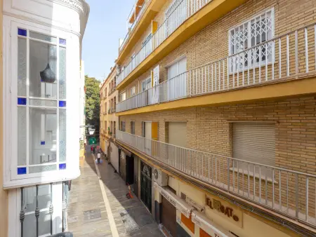 Appartement de Charme au Centre Historique de Malaga, 3 Chambres, Balcons, Confort Moderne et Wifi - Photo 18