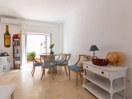 Appartement lumineux avec patio, au cœur de Malaga, près de la Plaza de Uncibay et du musée Picasso. - Photo 11