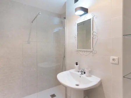 Appartement lumineux avec patio, au cœur de Malaga, près de la Plaza de Uncibay et du musée Picasso. - Photo 19