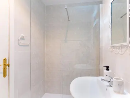 Appartement lumineux avec patio, au cœur de Malaga, près de la Plaza de Uncibay et du musée Picasso. - Photo 22