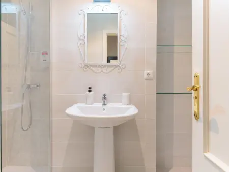 Appartement lumineux avec patio, au cœur de Malaga, près de la Plaza de Uncibay et du musée Picasso. - Photo 23