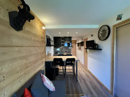 Studio cabine rénové, 4 pers, pied des pistes, balcon sud, près commerces et remontées. - Photo 3