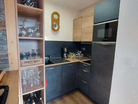 Charmant T3 avec vue, proche pistes, animaux admis, parking couvert - Photo 3