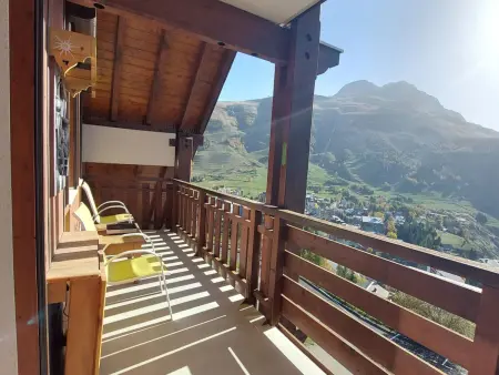 Charmant T3 avec vue, proche pistes, animaux admis, parking couvert - Photo 6