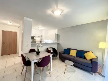 Appartement F2 climatisé à Lamalou-les-Bains, terrasse, proche centre et thermes, animaux acceptés - Photo 3