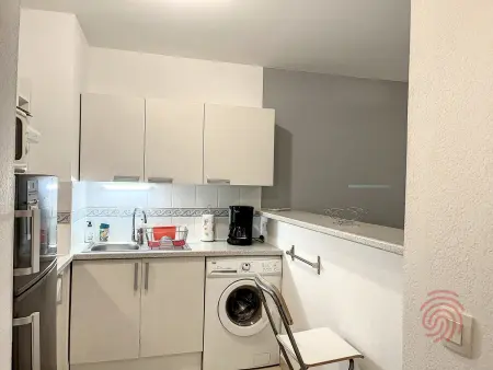 Appartement F2 climatisé à Lamalou-les-Bains, terrasse, proche centre et thermes, animaux acceptés - Photo 4