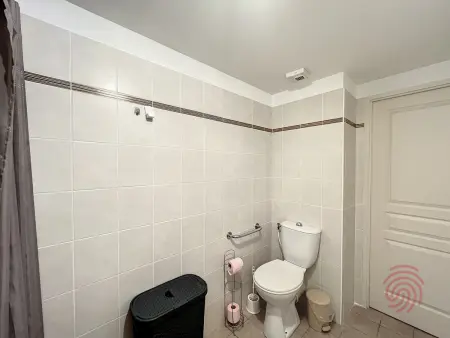 Appartement F2 climatisé à Lamalou-les-Bains, terrasse, proche centre et thermes, animaux acceptés - Photo 10