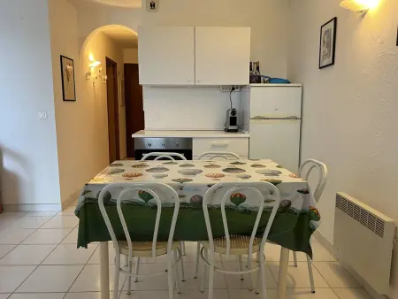Appartement confortable avec piscine, tennis et plage à pied - Photo 2
