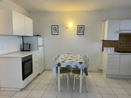Appartement confortable avec piscine, tennis et plage à pied - Photo 3