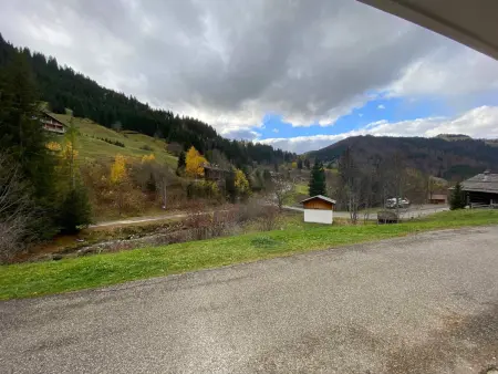Appartement avec terrasse pour 6 personnes proche pistes à La Clusaz - Photo 7