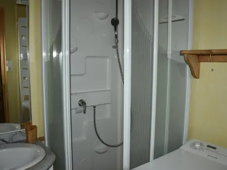 Appartement 3P avec parking, proche commerces et pistes, Pralognan-la-Vanoise - Photo 3