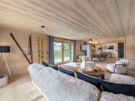 Appartement neuf spacieux à Megève avec jardin privatif - Photo 1