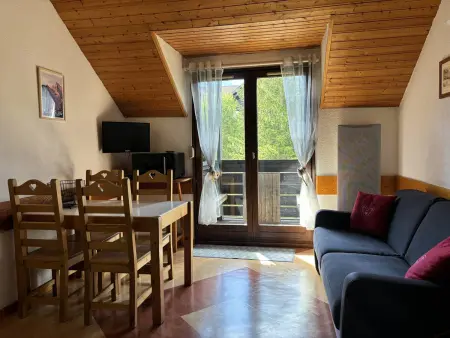 Studio mezzanine avec balcon et parking privé au cœur de Villard-de-Lans - Photo 3