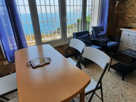 Appartement familial en bord de mer avec jardin, barbecue, parking et animaux acceptés - Photo 4