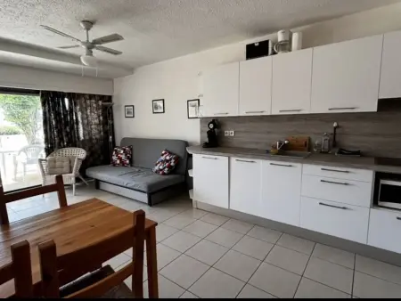 Appartement T2 avec terrasse, piscine, parking - Le Barcarès - Photo 1