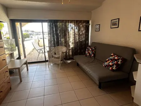 Appartement T2 avec terrasse, piscine, parking - Le Barcarès - Photo 2