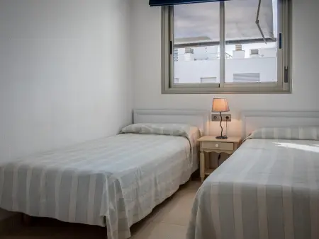 Duplex à 250m de la plage avec Parking, Climatisation et Wi-Fi - Photo 15