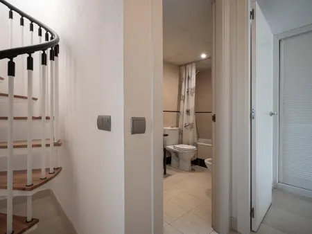 Duplex à 250m de la plage avec Parking, Climatisation et Wi-Fi - Photo 17
