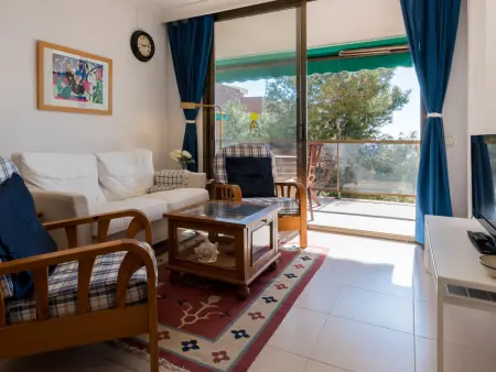 Appartement en Bord de Mer avec Terrasse et Parking Privé - Photo 4