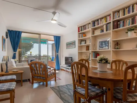 Appartement en Bord de Mer avec Terrasse et Parking Privé - Photo 6