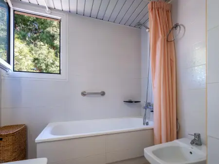 Appartement en Bord de Mer avec Terrasse et Parking Privé - Photo 23