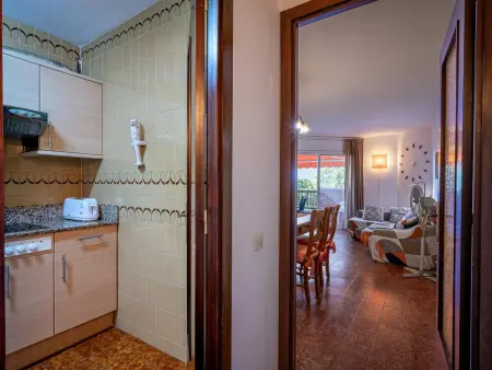 Appartement en Bord de Mer avec Wi-Fi et Parking - Torredembarra - Photo 10