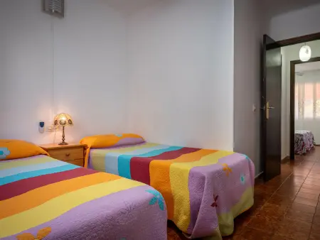 Appartement en Bord de Mer avec Wi-Fi et Parking - Torredembarra - Photo 25