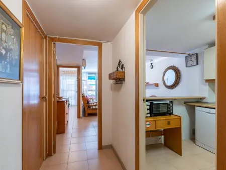 Appartement en bord de mer avec Parking, Appartement 4 personnes à Torredembarra - Photo 8