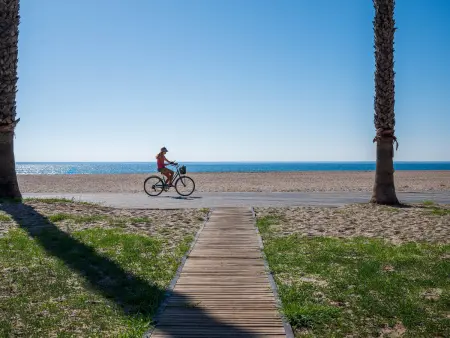 Appartement bord de mer avec climatisation et parking privé - Photo 28