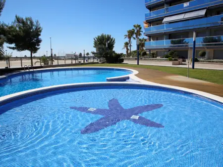 Appartement moderne en bord de mer avec parking et climatisation pour 6 pers. - Photo 1