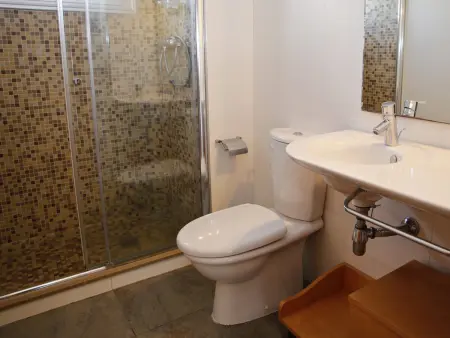 Appartement moderne en bord de mer avec parking et climatisation pour 6 pers. - Photo 12