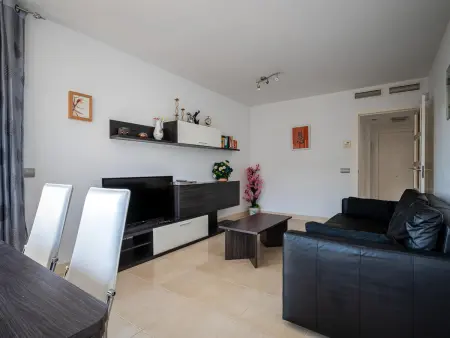 Appartement 2 Chambres avec Piscine et Parking à 250m de la Plage - Photo 5