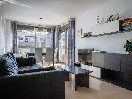 Appartement 2 Chambres avec Piscine et Parking à 250m de la Plage - Photo 6