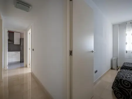 Appartement 2 Chambres avec Piscine et Parking à 250m de la Plage - Photo 14