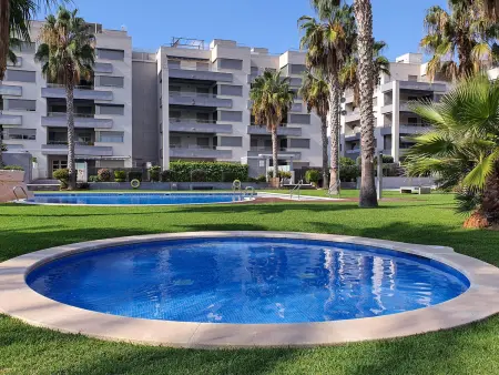 Appartement 2 Chambres avec Piscine et Parking à 250m de la Plage - Photo 26