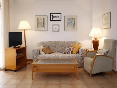Appartement bord de mer avec piscine et parking privé à Torredembarra - Photo 2
