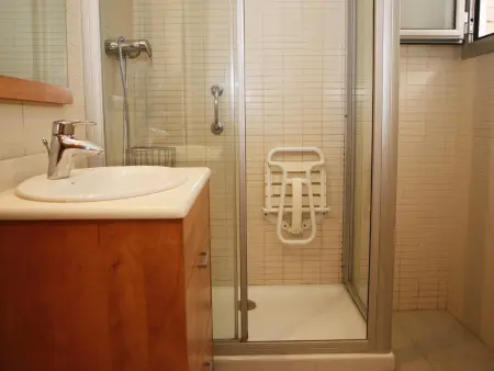 Appartement 3 chambres près de la plage avec Wi-Fi et piscine - Photo 20