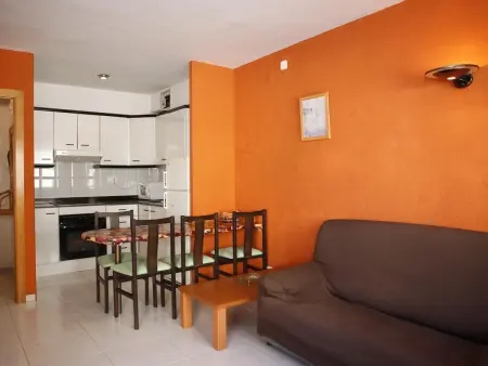 Appartement avec 2 Piscines et Jardin Commun, Appartement 4 personnes à Torredembarra - Photo 5