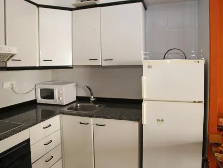 Appartement avec 2 Piscines et Jardin Commun, Appartement 4 personnes à Torredembarra - Photo 10