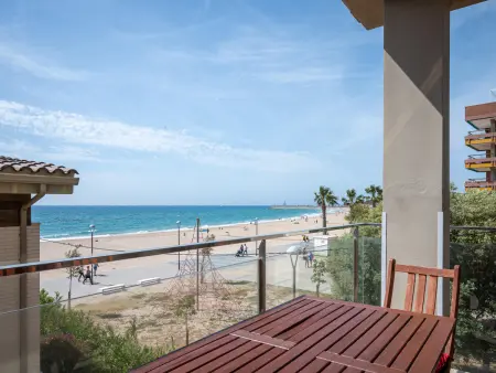Appartement confortable avec vue mer et climatisation à Torredembarra - Photo 1