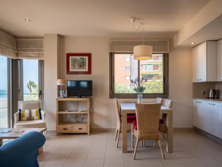 Appartement confortable avec vue mer et climatisation à Torredembarra - Photo 7