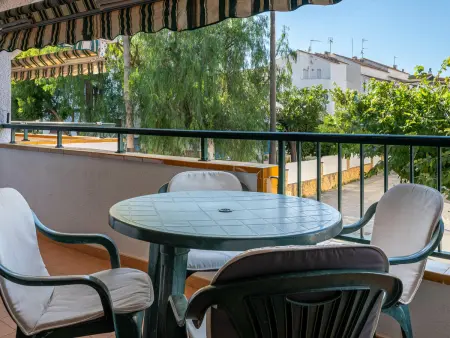 Appartement proche plage avec Wi-Fi et climatisation, 6 pers. - Photo 2